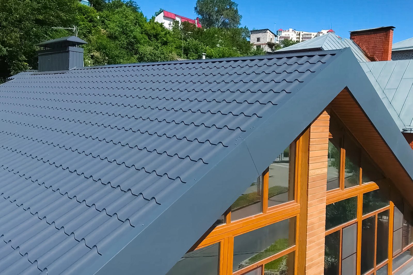Flat roof membrane installation detail